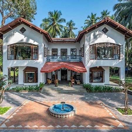 Saffronstays Thalassea, Alibaug - Picturesque Sea-Facing Villa With Colonial Decor Alībāg Ngoại thất bức ảnh